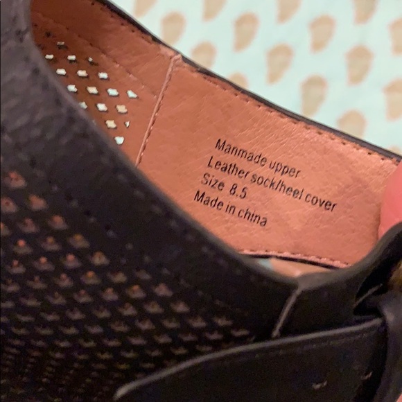 Restricted black leather suede sling back - Picture 4 of 4